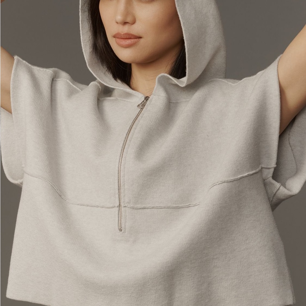 Gray hooded Short Sleeve half-zip Sweatshirt cropped Anthropologie M NWT